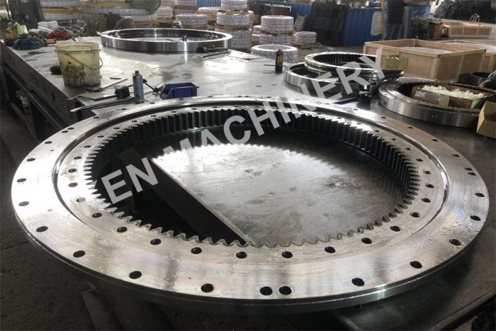 Kobelco SK210-6E Excavator Slewing Ring Bearing