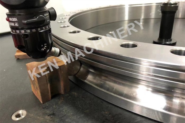Caterpilla E200B Swing Bearings